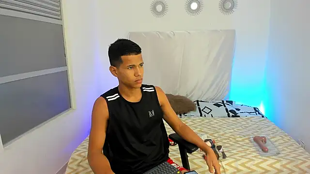 Snapshot of KingStark_ chatting on September 28, 11:48 am KingStark online show from September 28, 11:48 am