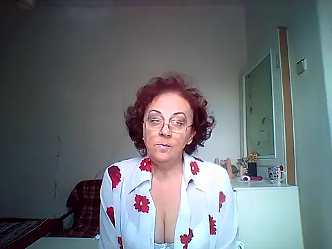 Julia54391 online show from October 2, 6:53 am