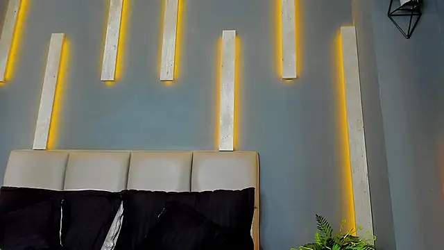 Snapshot of VenusBlazer chatting on September 21, 12:07 pm VenusBlazer online show from September 21, 12:07 pm