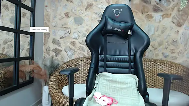 Snapshot of VenusBlazer chatting on October 4, 12:58 pm VenusBlazer online show from October 4, 12:58 pm