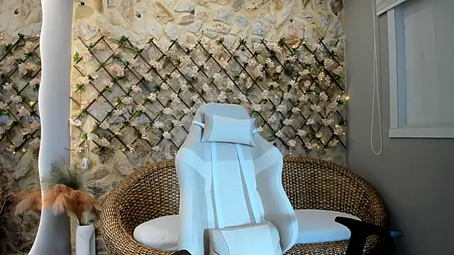 Snapshot of VenusBlazer chatting on December 17, 12:22 pm VenusBlazer online show from December 17, 12:22 pm