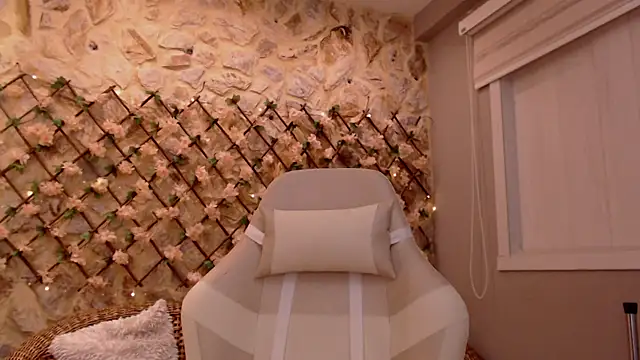 Snapshot of VenusBlazer chatting on January 13, 11:15 am VenusBlazer online show from January 13, 11:15 am