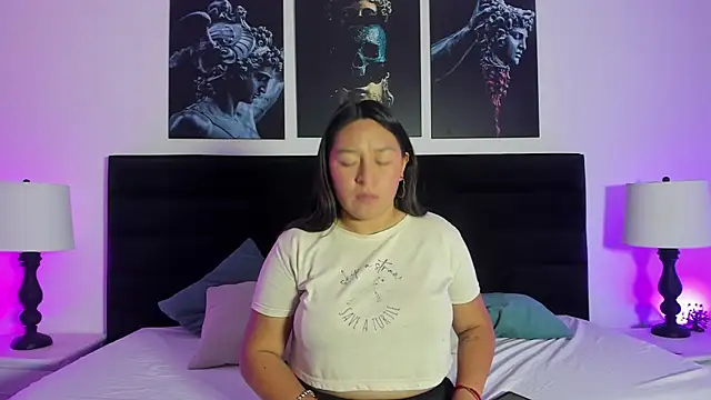 Snapshot of BellaRoux1 chatting on September 19, 12:06 pm BellaRoux1 online show from September 19, 12:06 pm