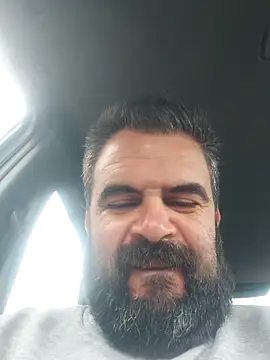 Snapshot of HairypapaK chatting on September 28, 8:20 am HairypapaK online show from September 28, 8:20 am