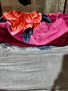 POOJACOUPLE online show from October 28, 8:11 pm