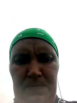 Snapshot of Romashka33011 chatting on July 3, 12:55 pm Romashka33011 online show from July 3, 12:55 pm