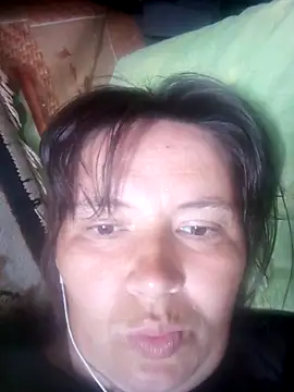 Snapshot of Romashka33011 chatting on July 5, 3:08 pm Romashka33011 online show from July 5, 3:08 pm