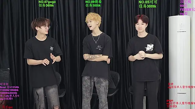 Beautifulboys-777 online show from May 19, 11:38 am
