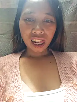 mo4mh online show from April 1, 10:07 pm