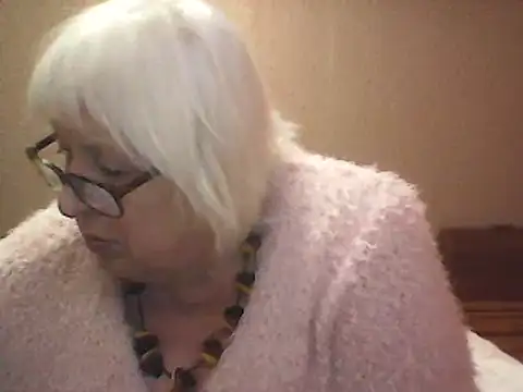 Snapshot of Alexia64231 chatting on September 26, 5:17 pm Alexia64231 online show from September 26, 5:17 pm