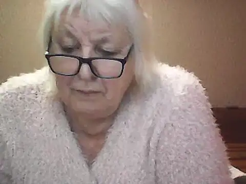 Snapshot of Alexia64231 chatting on October 5, 4:49 pm Alexia64231 online show from October 5, 4:49 pm