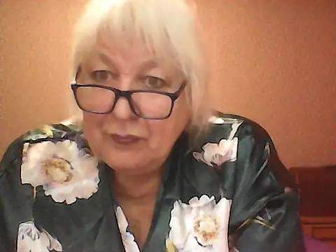 Snapshot of Alexia64231 chatting on October 13, 1:16 am Alexia64231 online show from October 13, 1:16 am