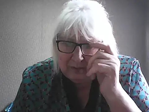 Alexia64231 online show from February 23, 12:46 pm