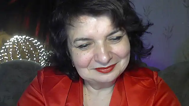 Snapshot of LedyNika chatting on November 18, 7:29 pm LedyNika online show from November 18, 7:29 pm