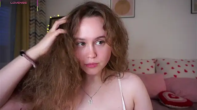 SusannaScholler online show from June 17, 12:02 am