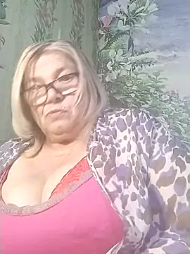 Snapshot of MargaritaSweet51 chatting on March 18, 8:34 pm MargaritaSweet51 online show from March 18, 8:34 pm