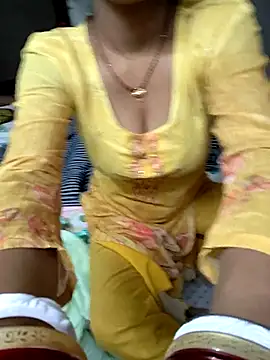 Its Sia online show from February 6, 4:50 am