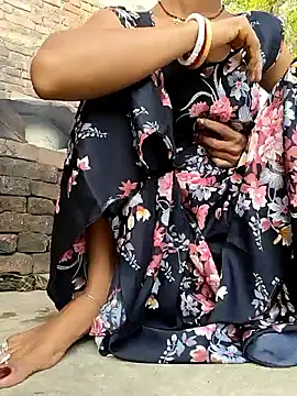 Its Sia online show from April 9, 2:33 am