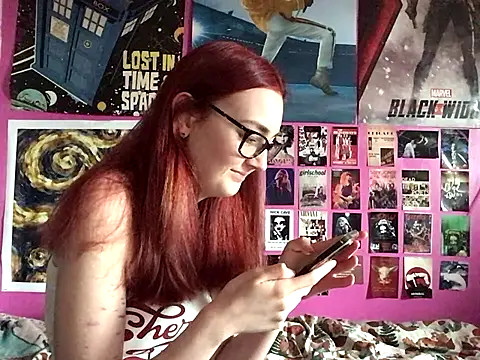 Snapshot of ivysplayhouse chatting on September 14, 11:09 am ivysplayhouse online show from September 14, 11:09 am