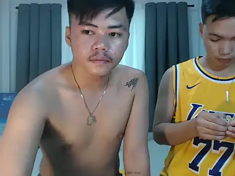 hot emman online show from October 1, 2:39 am