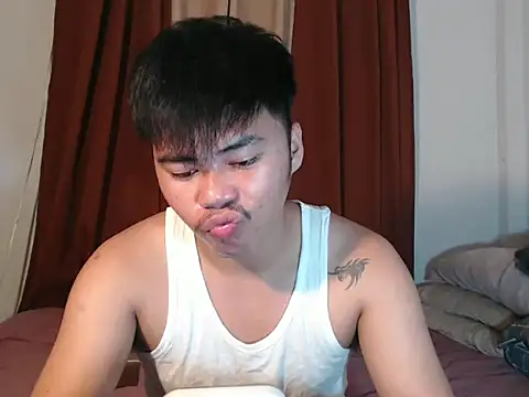 hot emman online show from May 14, 12:39 am