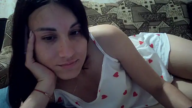 kiss lovely  online show from May 19, 8:48 pm