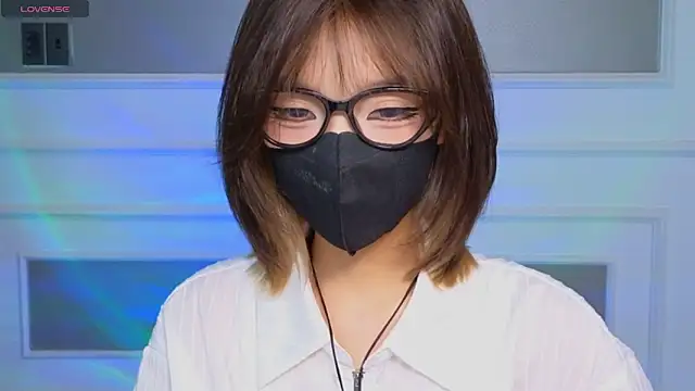      Panda      online show from April 5, 5:32 pm