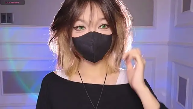      Panda      online show from May 9, 12:38 am