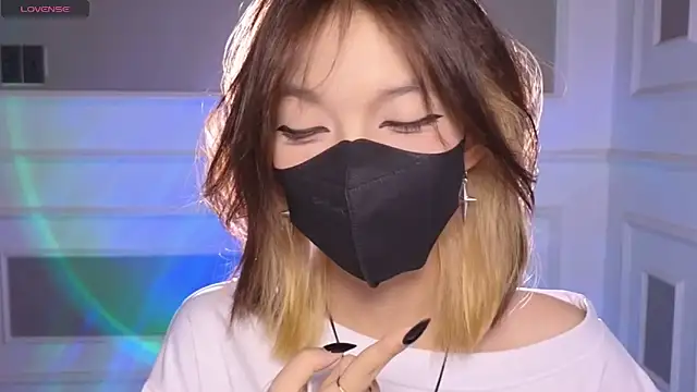      Panda      online show from May 12, 1:47 am