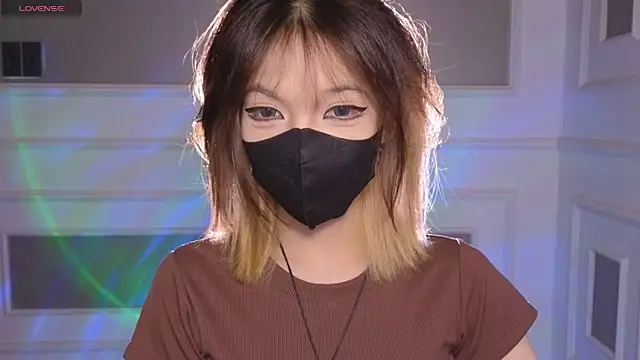      Panda      online show from May 13, 7:11 pm