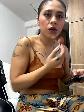 LuluMonroe Eup online show from September 26, 3:21 am