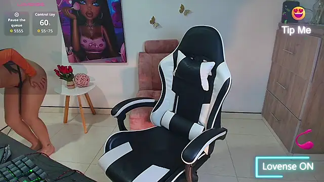 Snapshot of LuluMonroe_Eup chatting on March 10, 4:17 am LuluMonroe Eup online show from March 10, 4:17 am