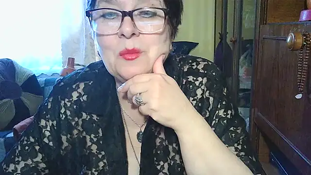 VeronicaGold511 online show from March 16, 9:35 am