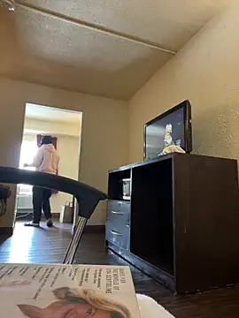 jrnice8tsix online show from February 17, 3:29 pm