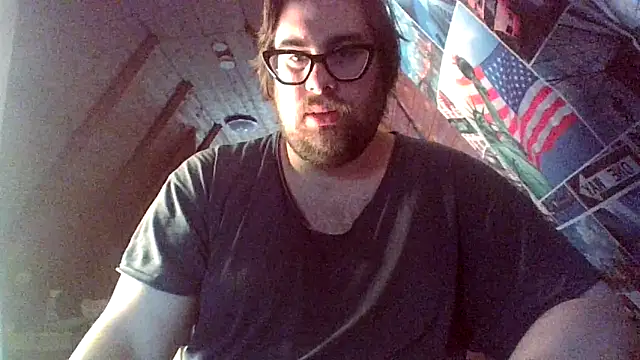 Snapshot of chubbyDavid1998 chatting on October 26, 12:00 pm chubbyDavid1998 online show from October 26, 12:00 pm