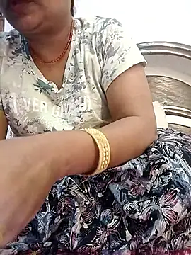 Snapshot of Cute-Janvi20 chatting on September 19, 6:19 pm Cute-Janvi20 online show from September 19, 6:19 pm