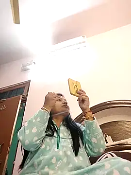 Snapshot of Cute-Janvi20 chatting on February 5, 7:02 am Cute-Janvi20 online show from February 5, 7:02 am