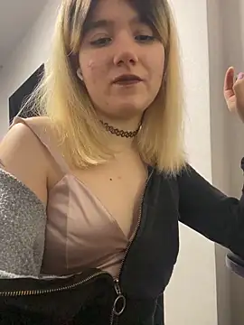 Cherry   Blossom online show from March 4, 1:06 pm