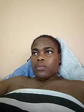 Snapshot of deephalo chatting on February 17, 5:26 am deephalo online show from February 17, 5:26 am