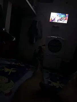 jucydick010887 online show from May 5, 6:27 pm