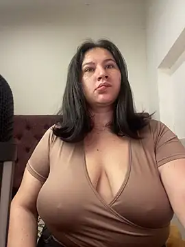 victoriadaniela online show from January 16, 9:02 am