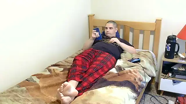 Snapshot of Breyyyyyyyy chatting on November 19, 9:48 pm Breyyyyyyyy online show from November 19, 9:48 pm