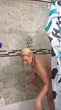 RhondaRump online show from October 11, 7:45 pm