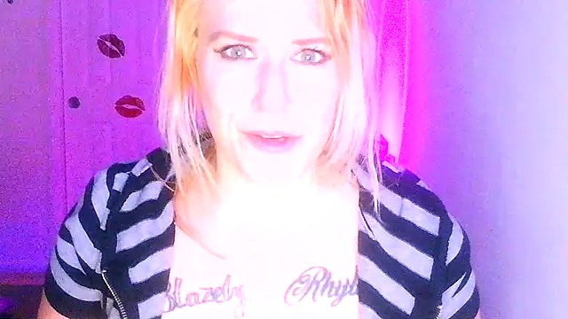 RhondaRump online show from March 30, 8:59 am