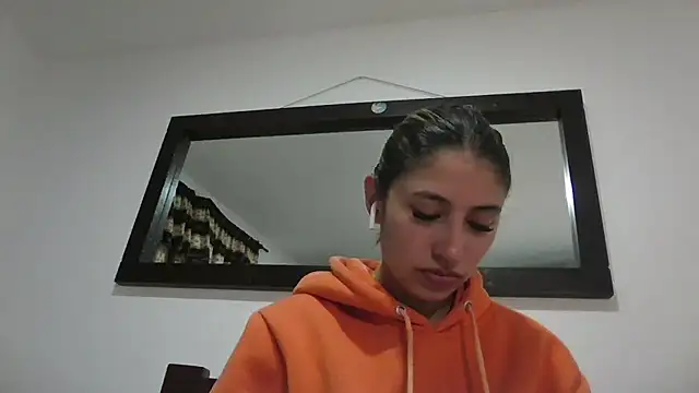 AriaBliss- online show from February 12, 12:05 am