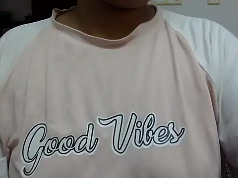 mary jones6 online show from October 22, 9:09 am