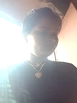 Snapshot of Neelamt12 chatting on September 24, 1:31 am Neelamt12 online show from September 24, 1:31 am