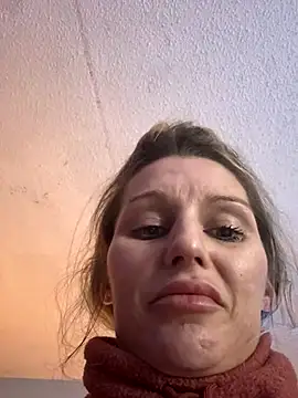 Snapshot of BaddieBossXX2 chatting on November 23, 7:52 am BaddieBossXX2 online show from November 23, 7:52 am