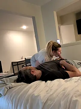 Snapshot of BaddieBossXX2 chatting on December 3, 6:50 pm BaddieBossXX2 online show from December 3, 6:50 pm