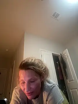 BaddieBossXX2 online show from July 13, 5:21 am